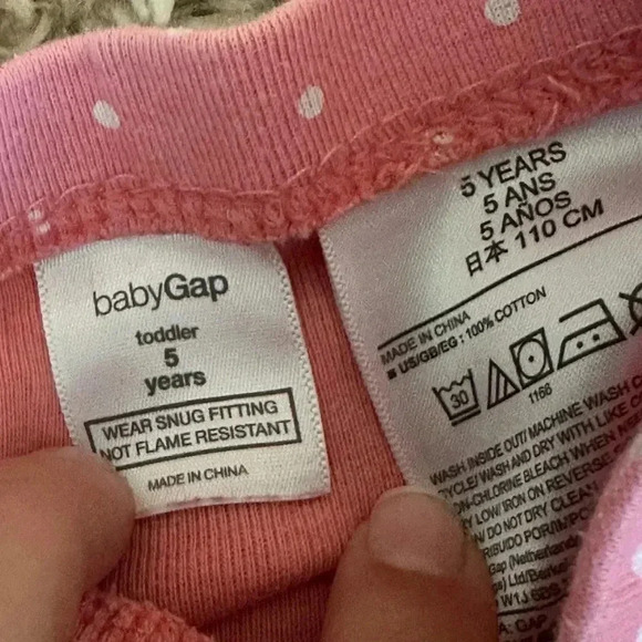 Baby gap size 5 pink polka dot pajama bottoms - Picture 3 of 4